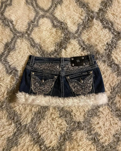 Wing Pocket Decorated Short